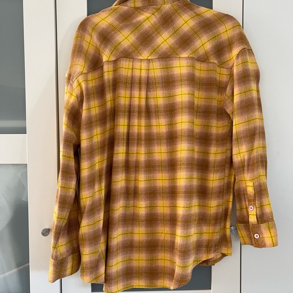 Yellow Plaid Shacket BP - XS - Picture 2 of 3